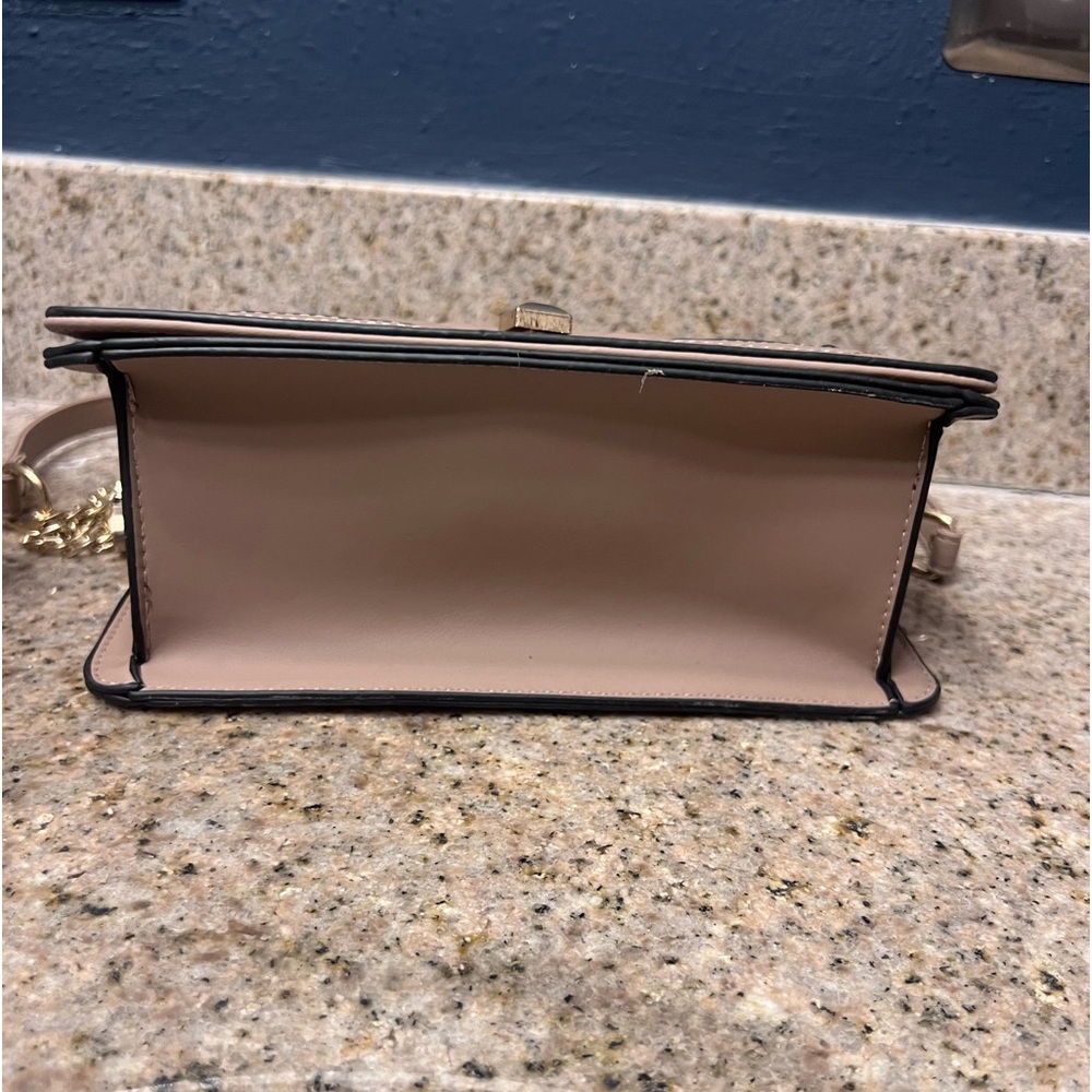 Purse - Picture 2 of 6